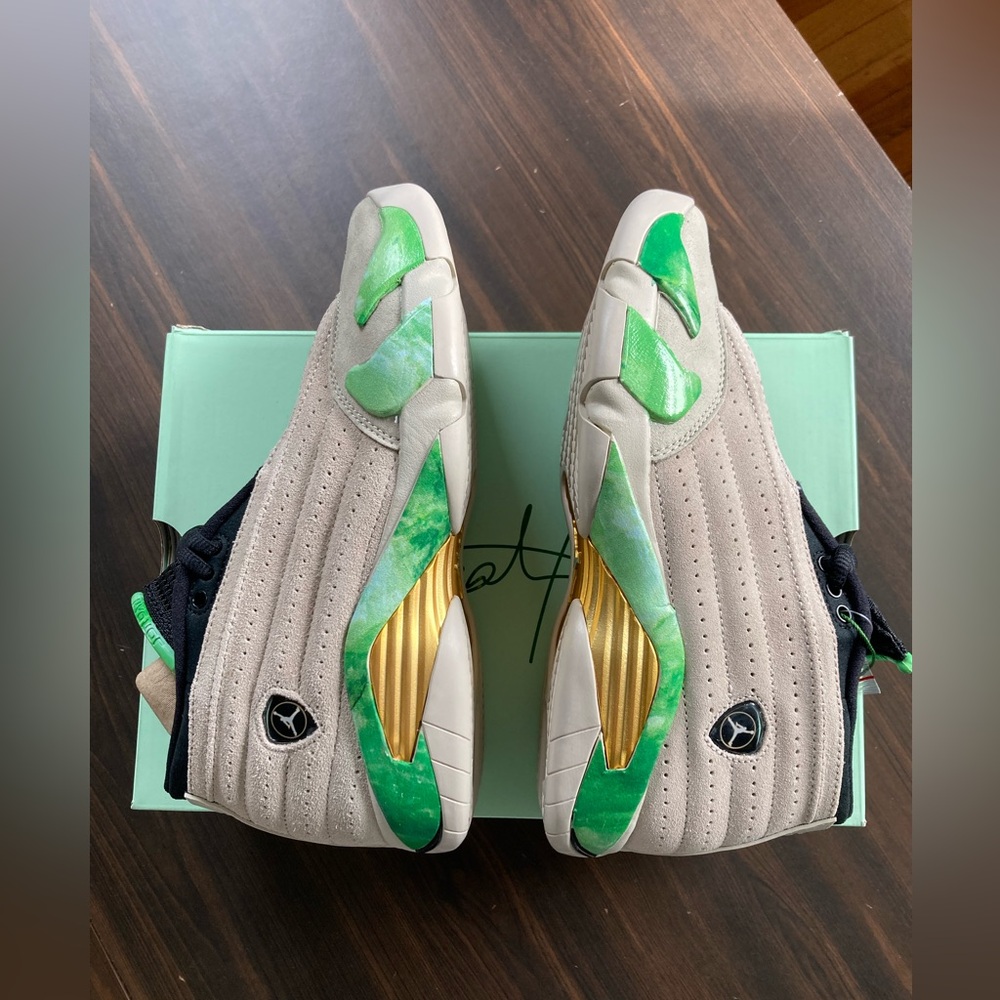 Women's Air Jordan 14 x Aleali May - Fortune - Tan and Green, Size 6.5 W - Picture 8 of 11